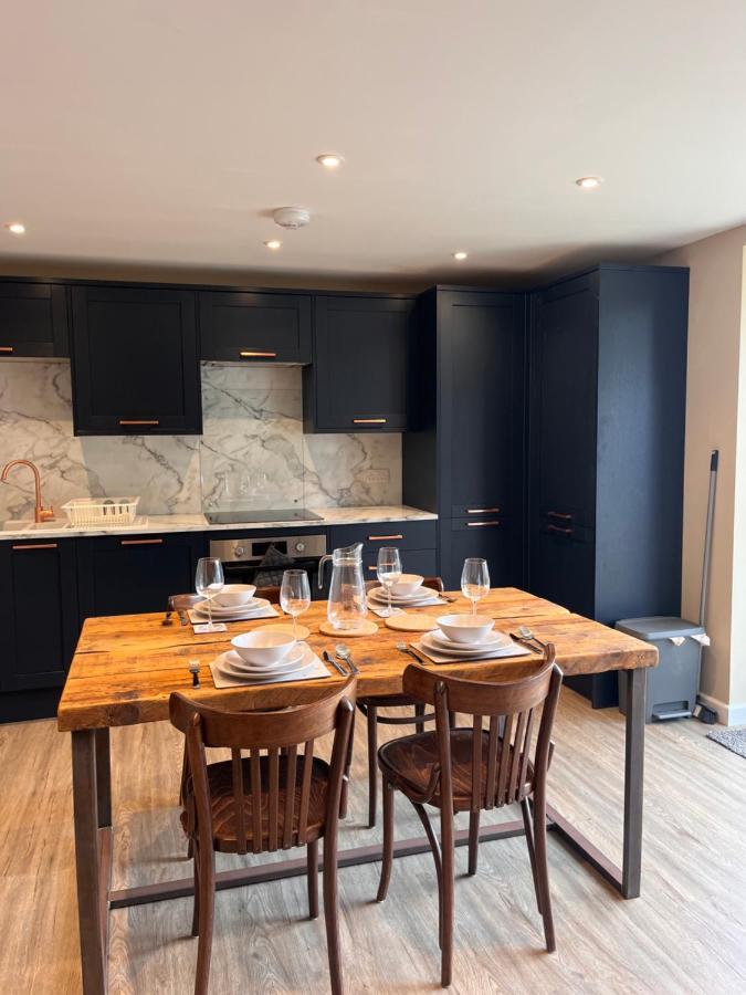 The Piggery Apartment Chichester Bagian luar foto