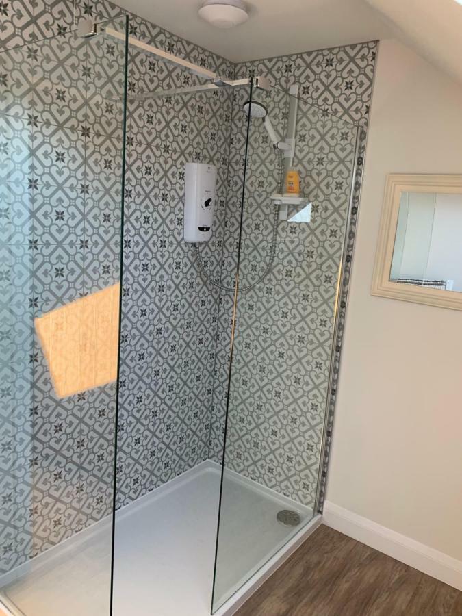 The Piggery Apartment Chichester Bagian luar foto